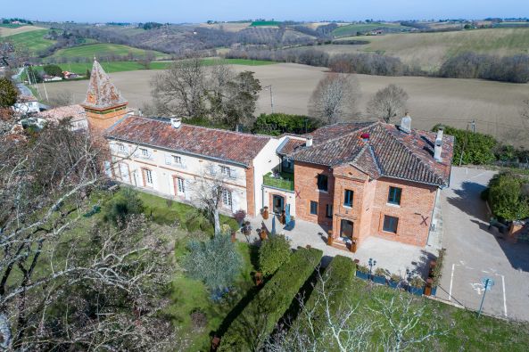 Vente Maison Verfeil 12&nbsp;Pièces 500&nbsp;m²