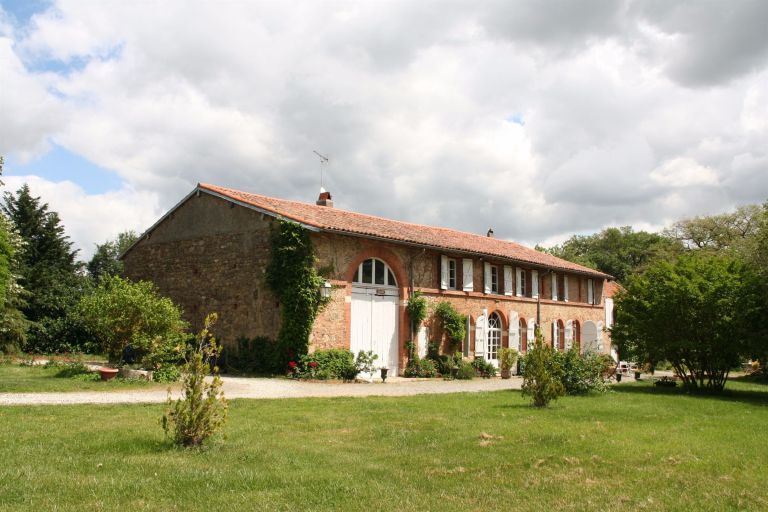 mansion 14 Rooms for sale on ST SULPICE SUR LEZE (31410)