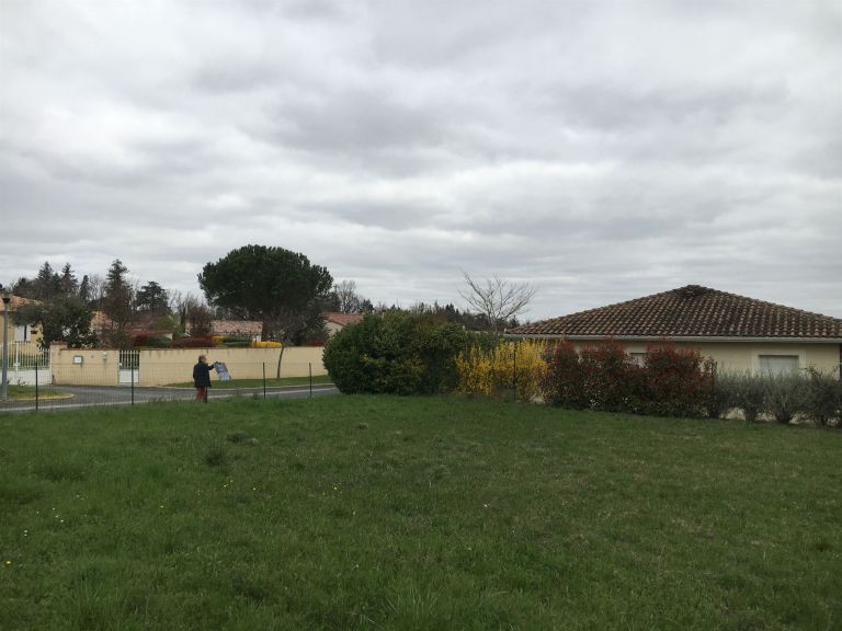buildable land for sale on LAVAUR (81500)