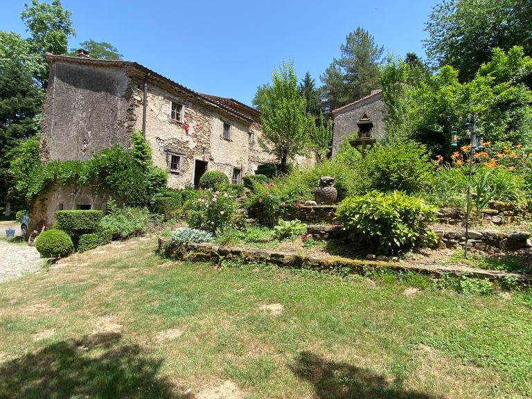 mansion 14 Rooms for sale on ROQUECOURBE (81210)