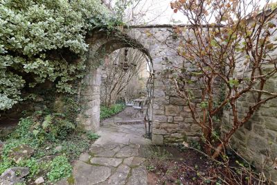 Sale House Saint-Antonin-Noble-Val 8 Rooms 212 m²