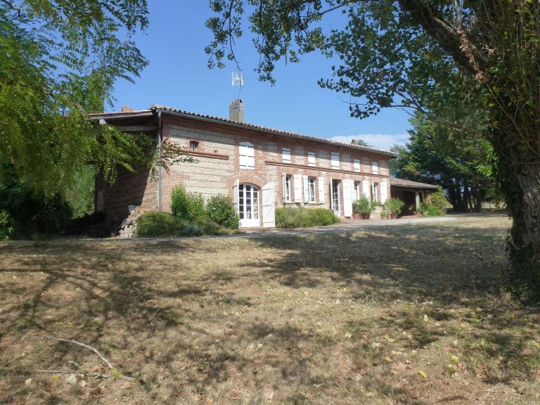 maison de maître 7 Pièces en vente sur MONTASTRUC LA CONSEILLERE (31380)
