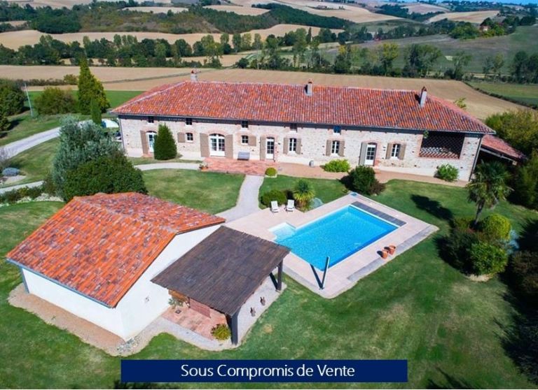 property 10 Rooms for sale on ST SULPICE SUR LEZE (31410)
