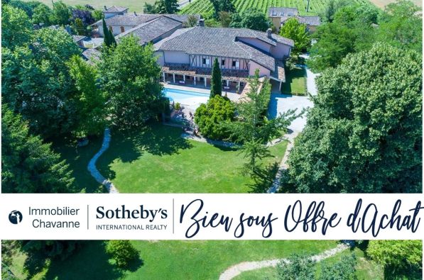 Sale Mansion Saint-Sulpice-la-Pointe 9 Rooms 352 m²