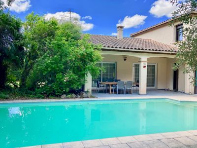 Sale House Seilh 7 Rooms 211 m²