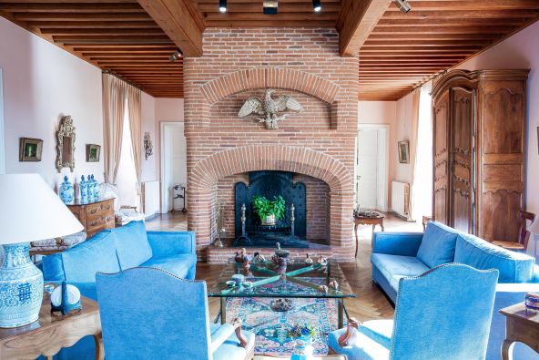 Sale House Muret 11 Rooms 420 m²