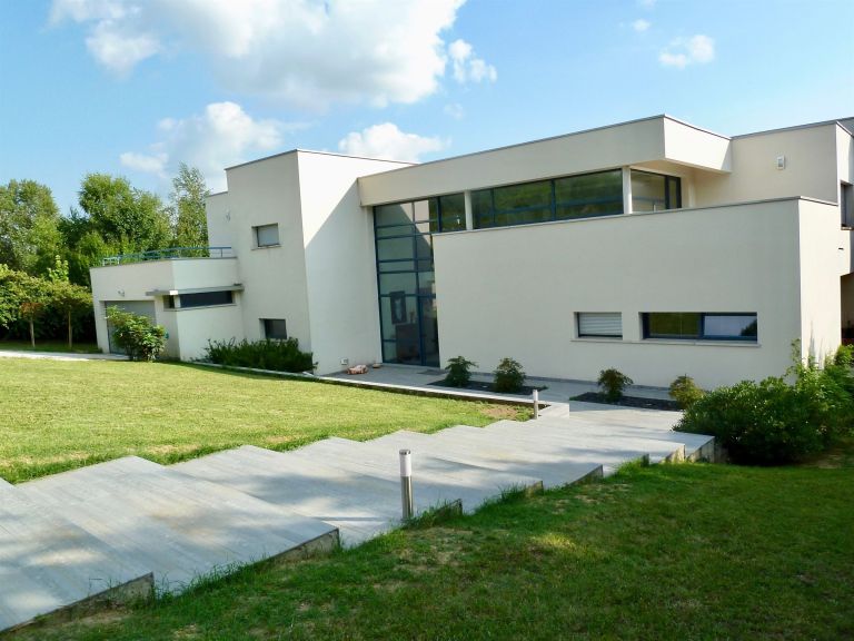 house 9 Rooms for sale on VIEILLE TOULOUSE (31320)