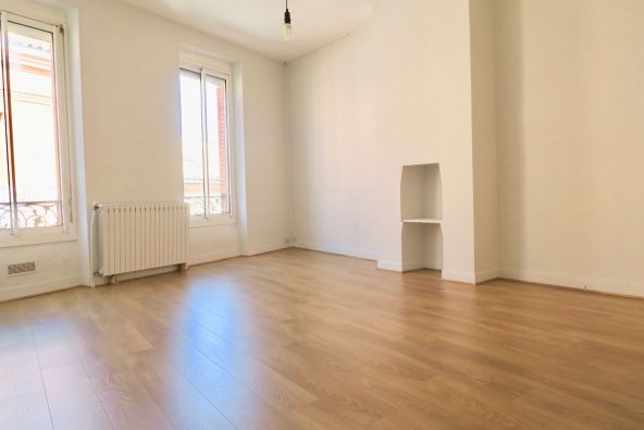 Sale Apartment Toulouse 1 room 28 m²