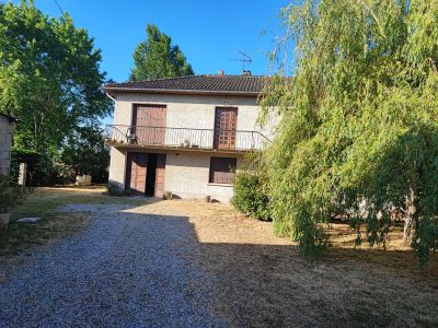 Sale Commercial local Lavaur 1345 m²