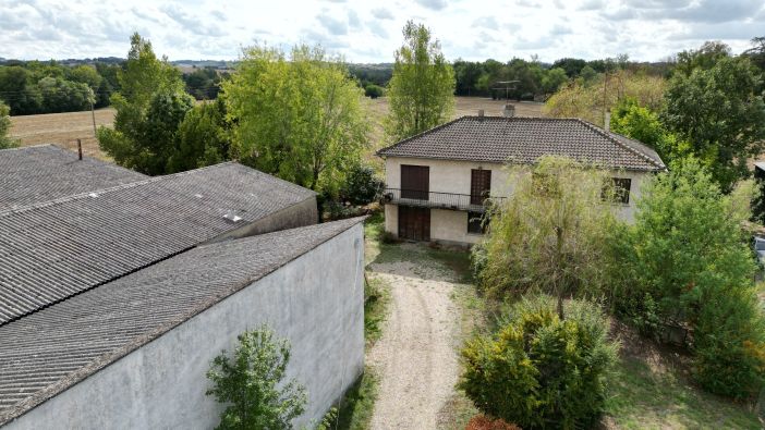 Sale Commercial local Lavaur 1345 m²