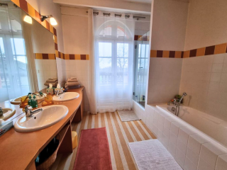 maison de maître 10 Pièces en vente sur MONTAUBAN (82000)