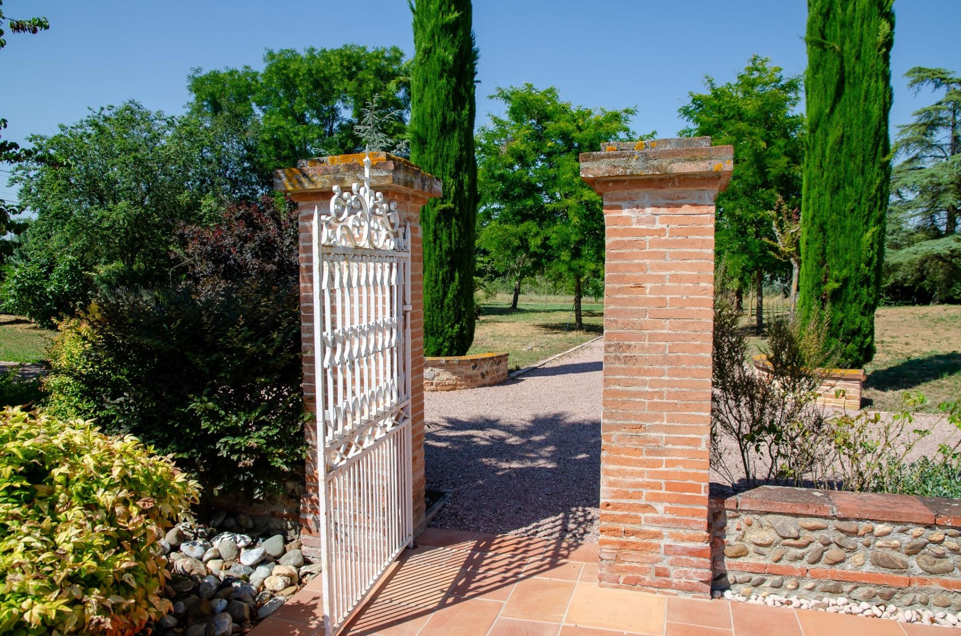 maison 14 Pièces en vente sur DAUX (31700)