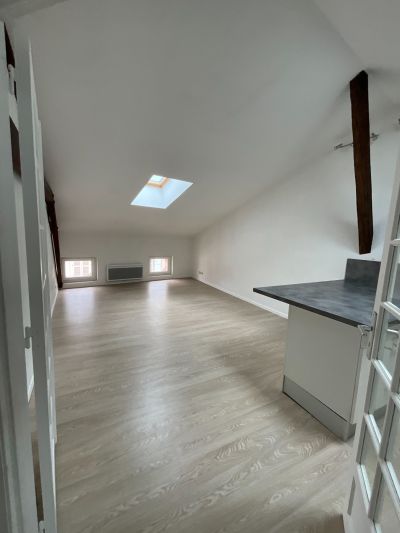 Rental Apartment Lavaur 3 Rooms 60 m²