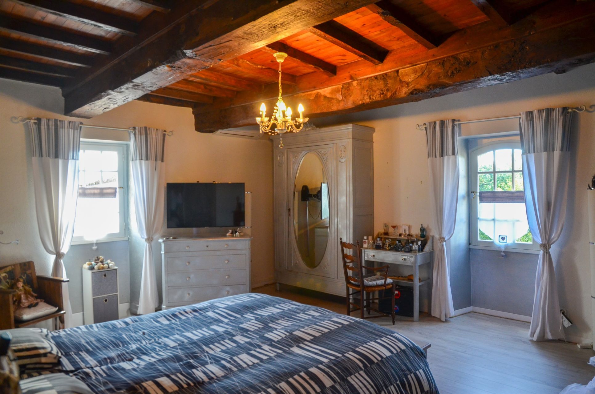 maison 11 Pièces en vente sur CAHUZAC SUR VERE (81140)