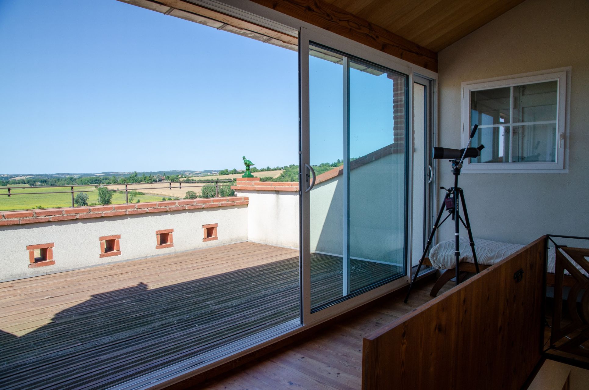 house 7 Rooms for sale on LAVAUR (81500)