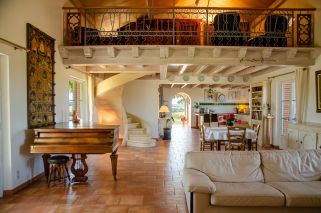 house 7 Rooms for sale on LAVAUR (81500)