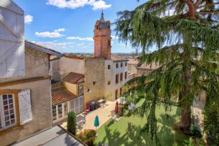 maison bourgeoise 19 Pièces en vente sur LAVAUR (81500)