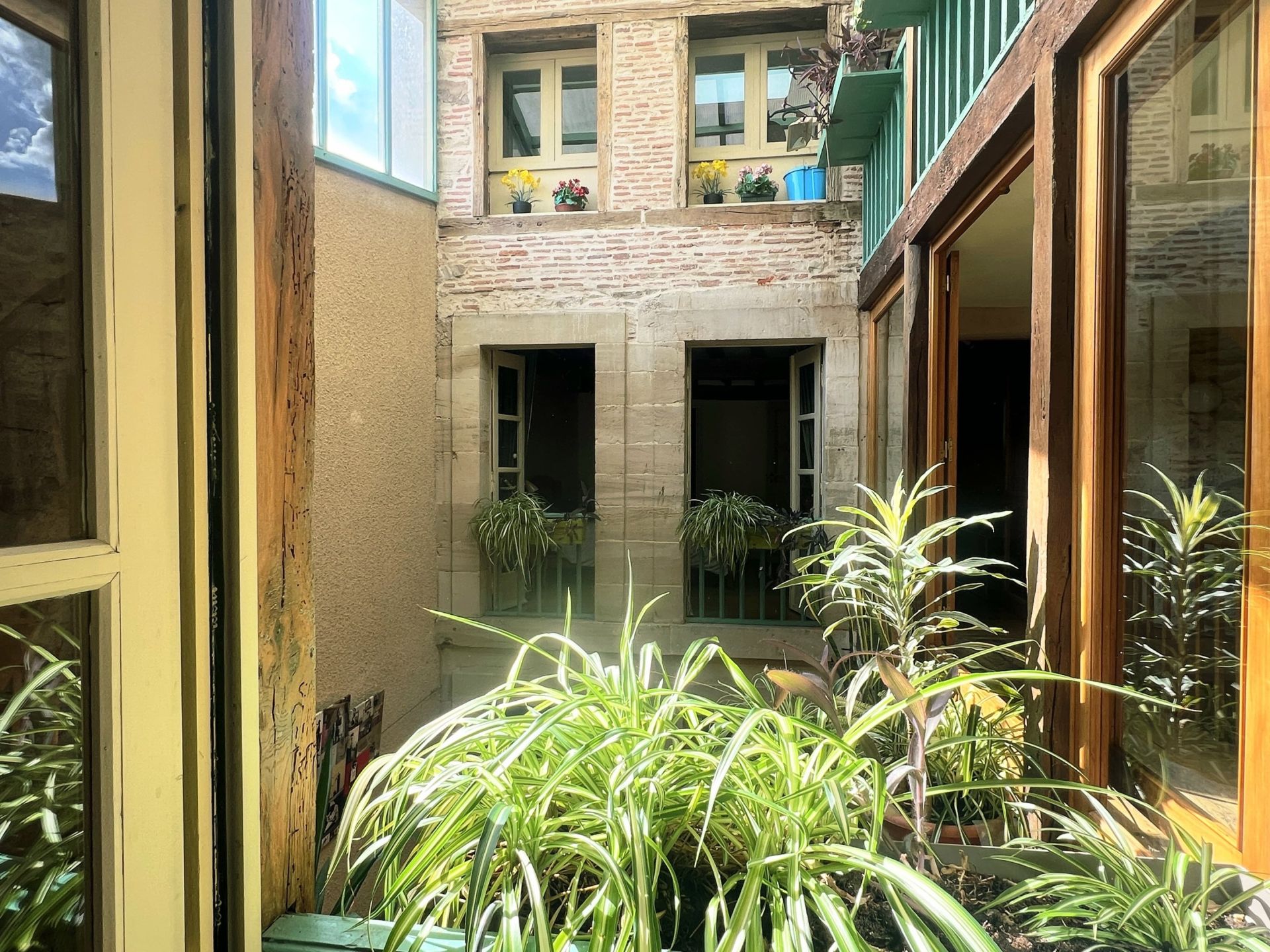 maison 12 Pièces en vente sur REALMONT (81120)