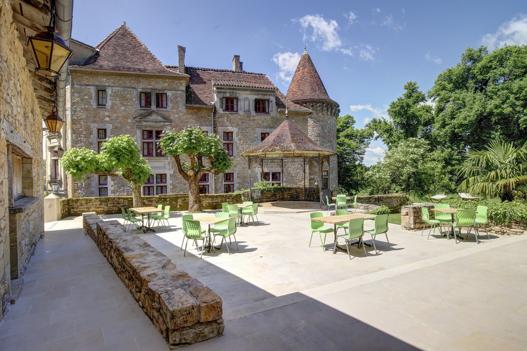 château 35 Pièces en vente sur FIGEAC (46100)