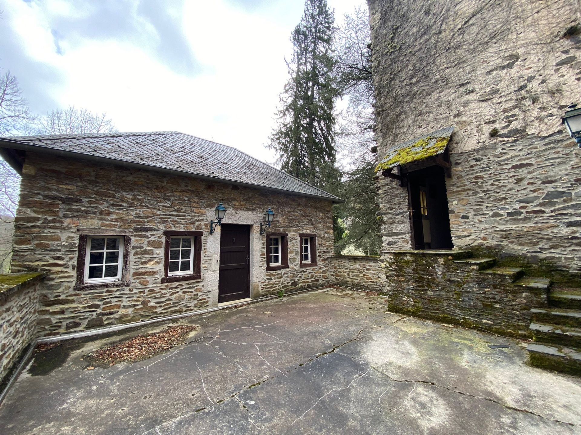 manoir 28 Pièces en vente sur CASTRES (81100)