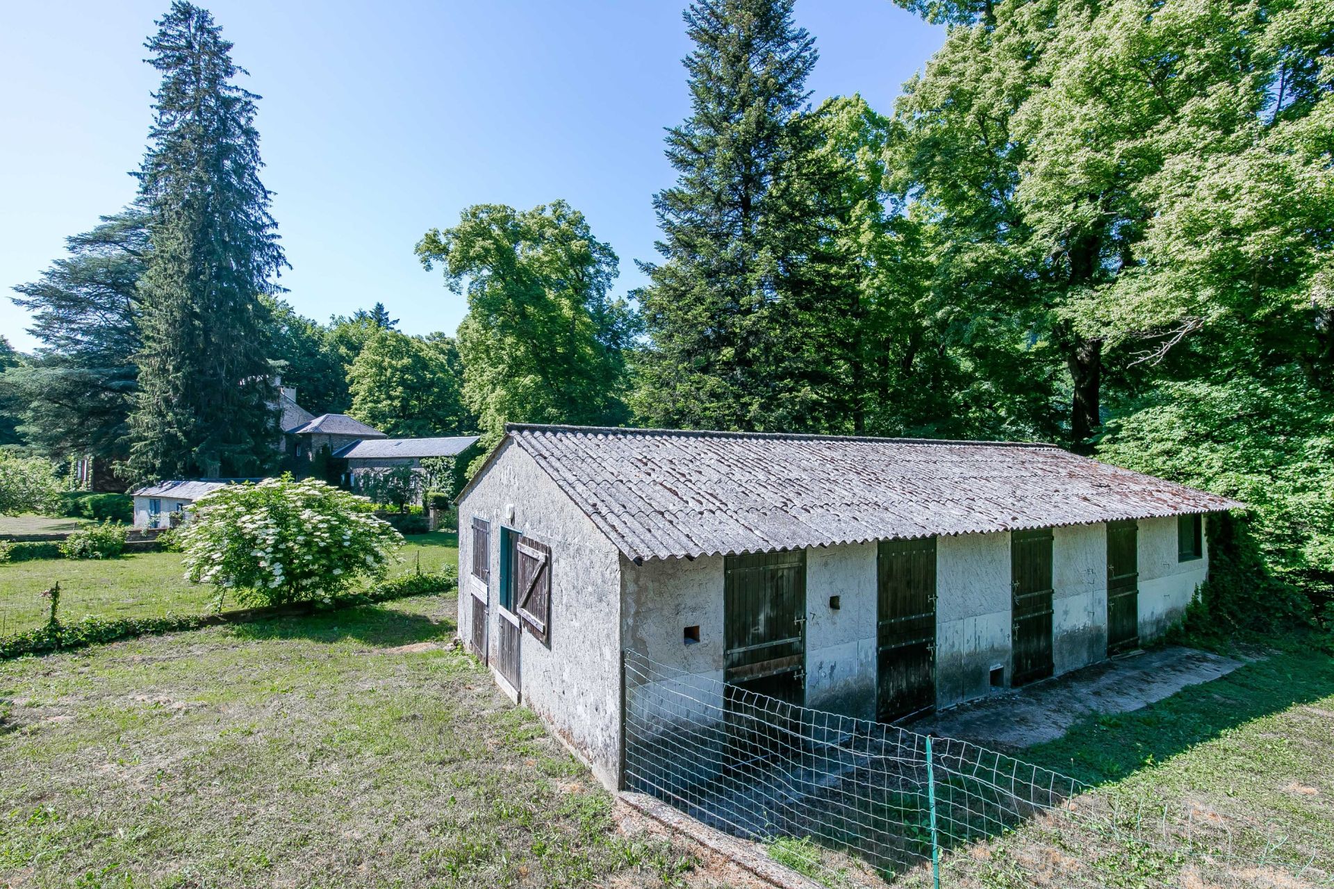 manoir 28 Pièces en vente sur CASTRES (81100)