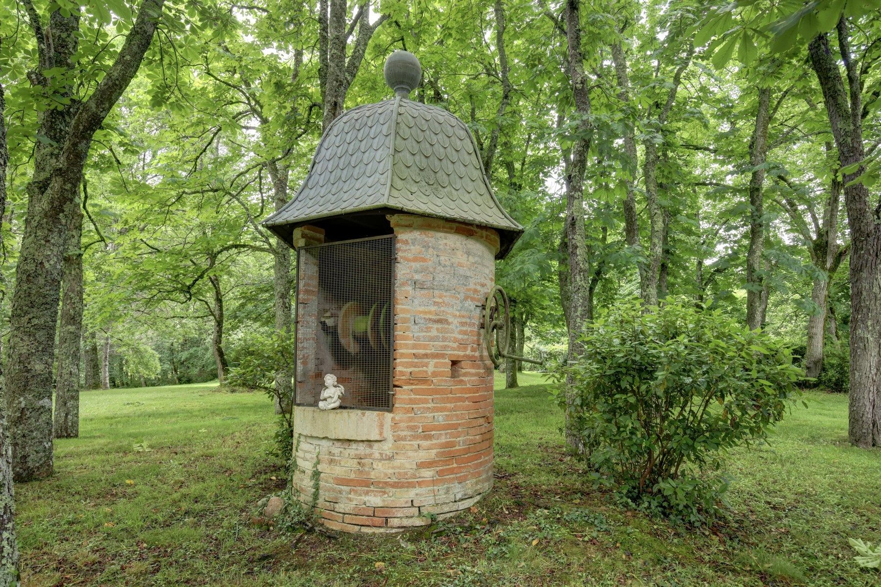 château 8 Pièces en vente sur CADOURS (31480)