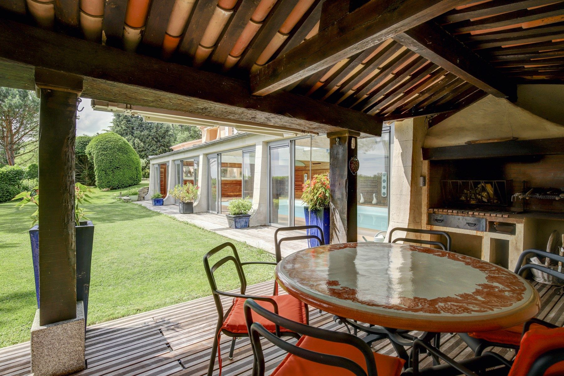 house 10 Rooms for sale on CASTRES (81100)