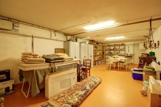 house 10 Rooms for sale on CASTRES (81100)