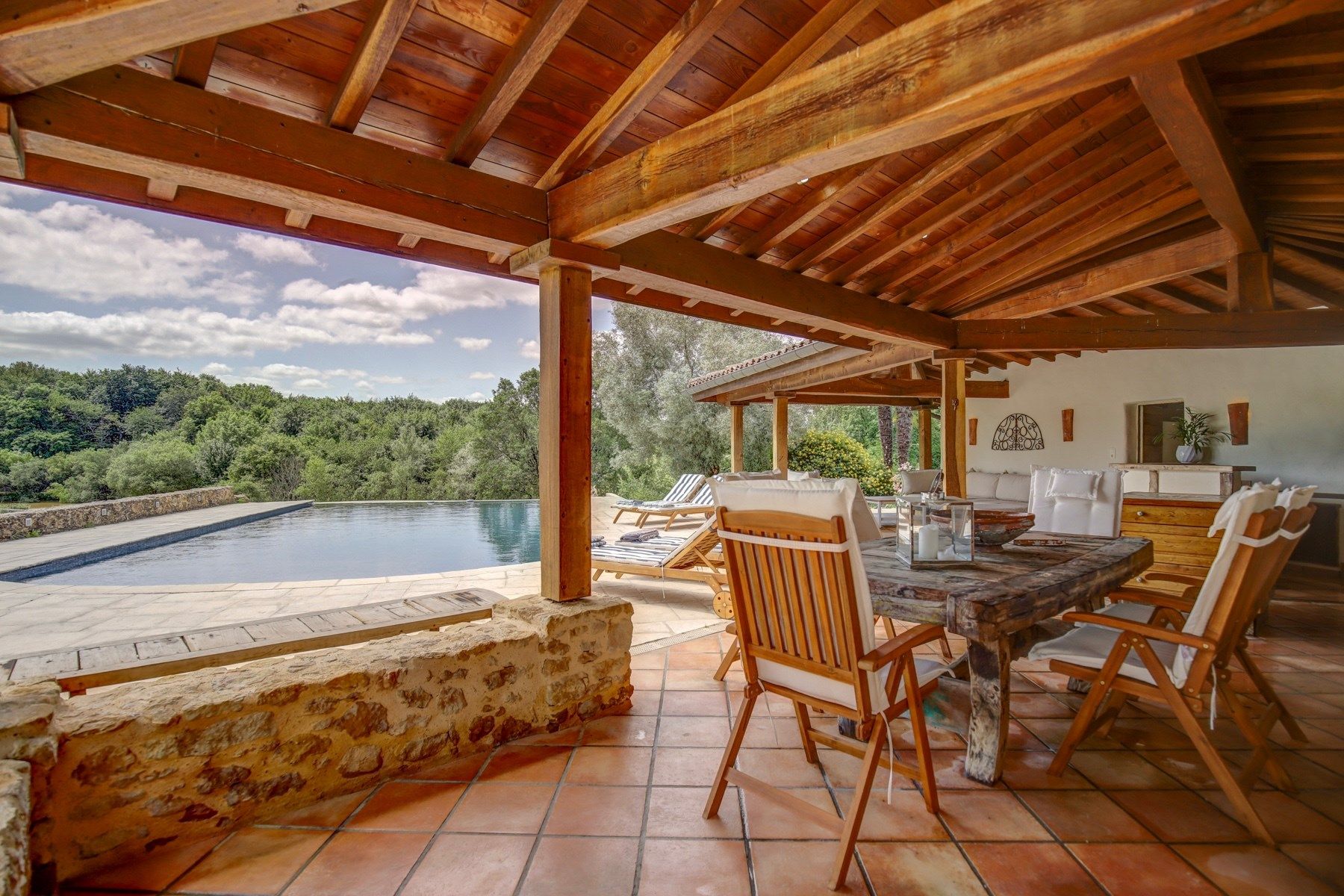 maison 17 Pièces en vente sur MIREPOIX (09500)