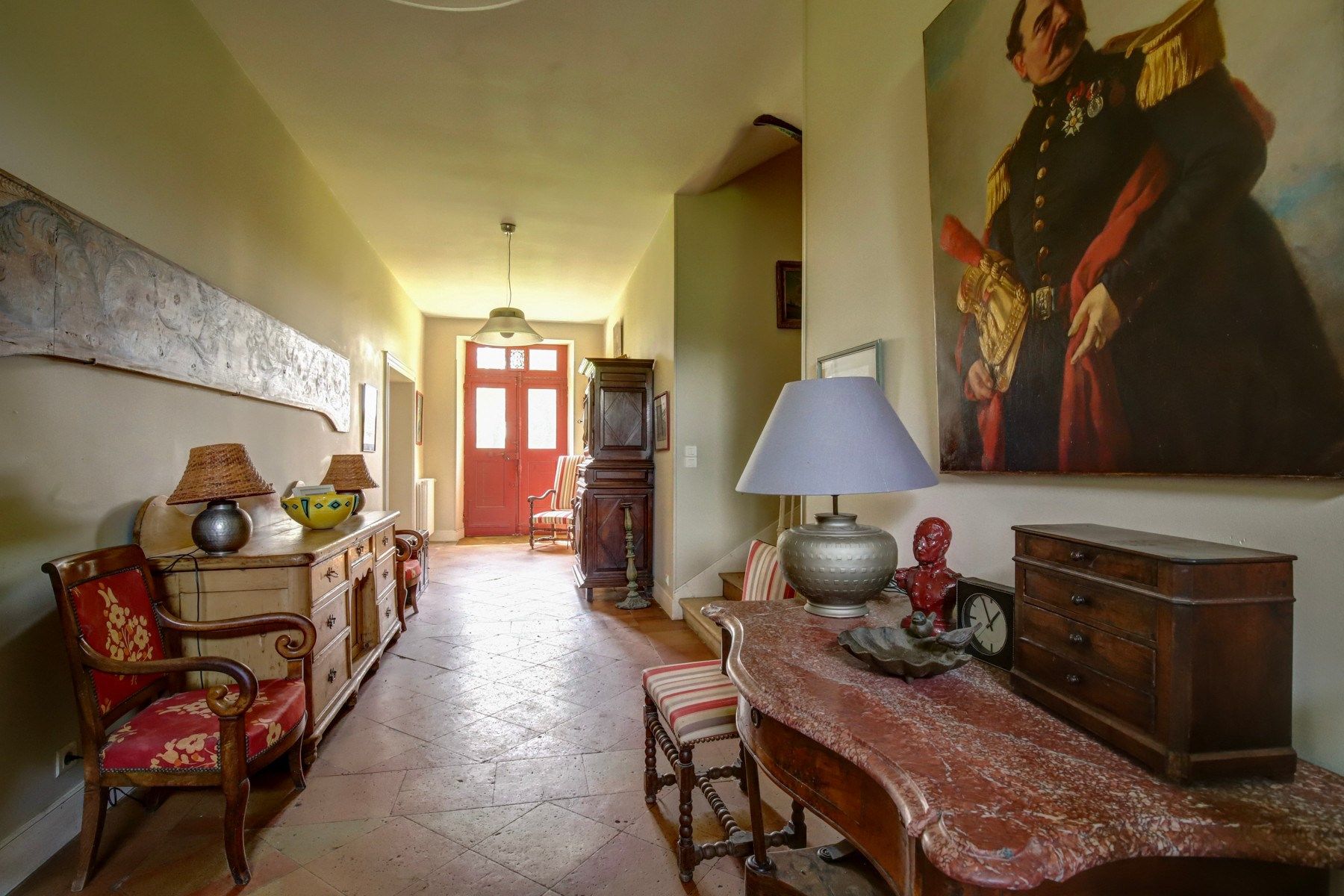 mansion 17 Rooms for sale on LHERM (31600)