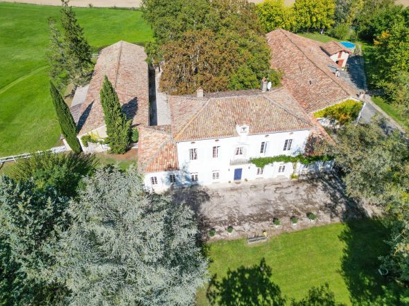 Vente Maison Lavaur 11 Pièces 440 m²