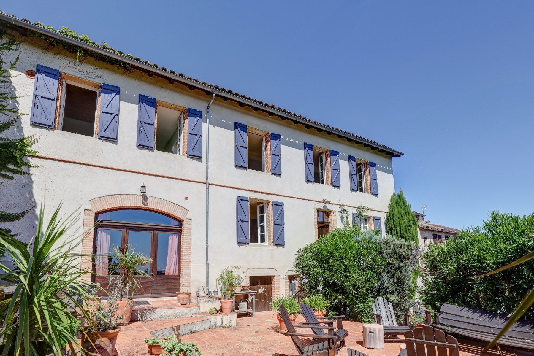 maison de ville 10 Pièces en vente sur SALVAGNAC (81630)