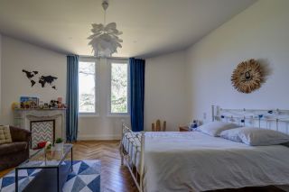 maison de maître 7 Pièces en vente sur PUYLAURENS (81700)