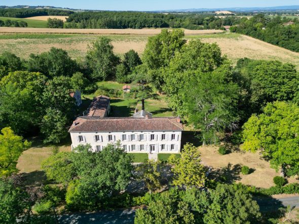 Vente Maison de maître Puylaurens 7&nbsp;Pièces 350&nbsp;m²