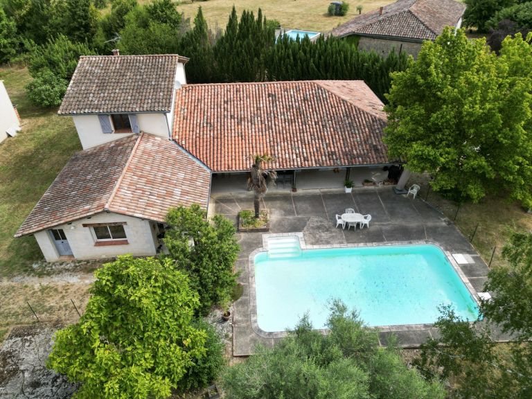 maison 9 Pièces en vente sur GIROUSSENS (81500)
