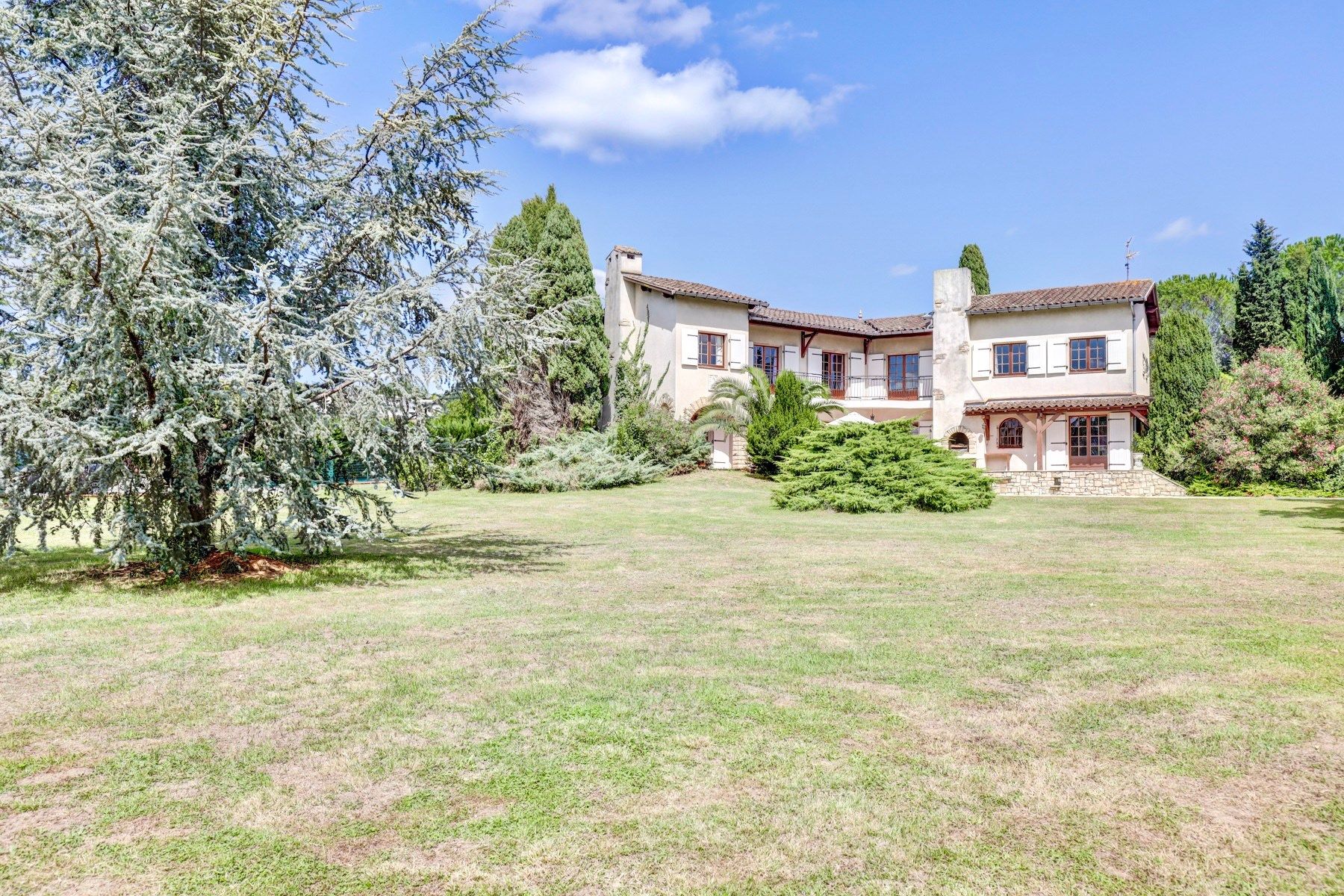 maison 6 Pièces en vente sur ST JEAN (31240)