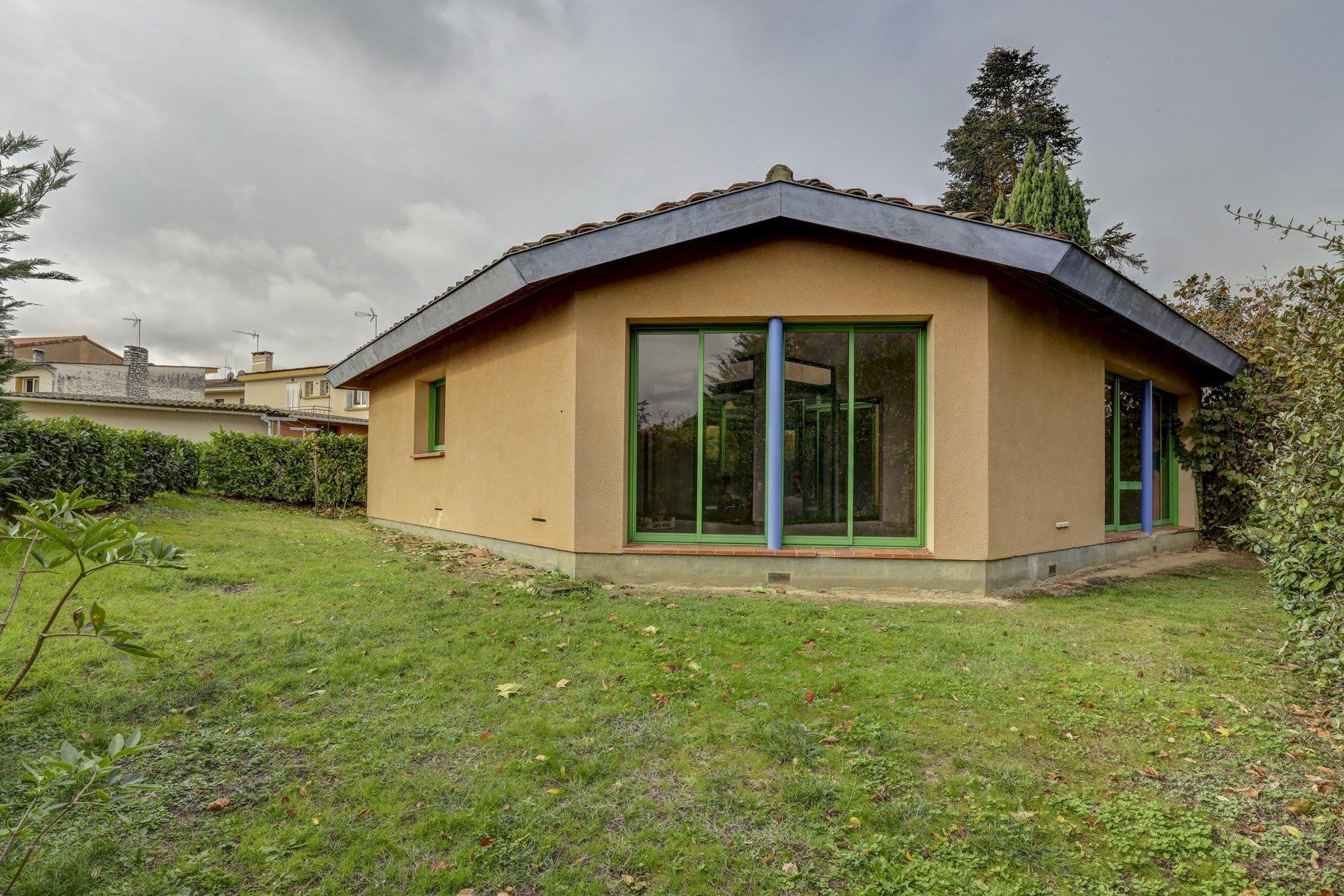 house 4 Rooms for sale on LAVAUR (81500)