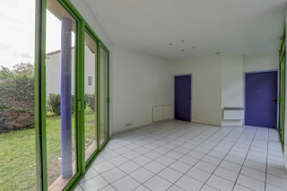 house 4 Rooms for sale on LAVAUR (81500)
