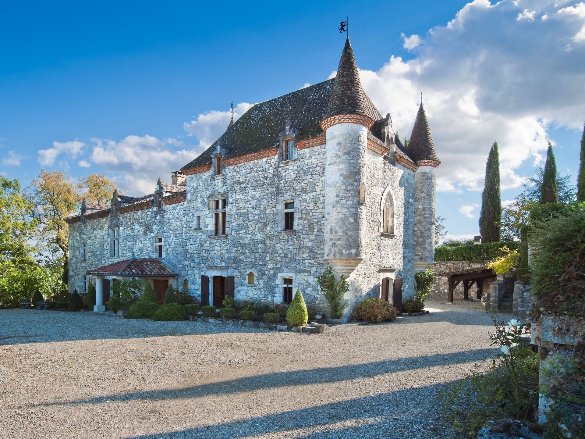 château 12 Pièces en vente sur ST CAPRAIS DE LERM (47270)
