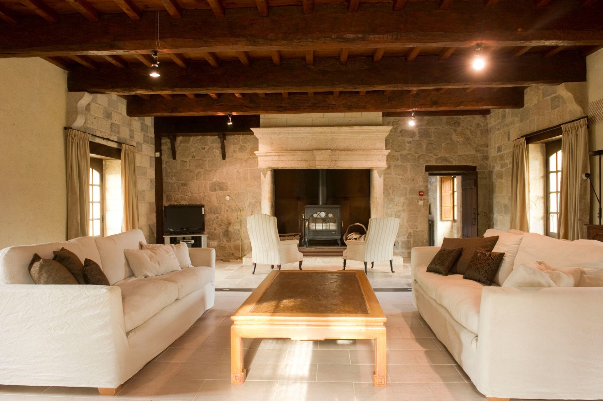 castle 12 Rooms for sale on AGEN (47000)