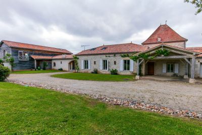 Sale House Villeneuve-sur-Lot 10 Rooms 850 m²