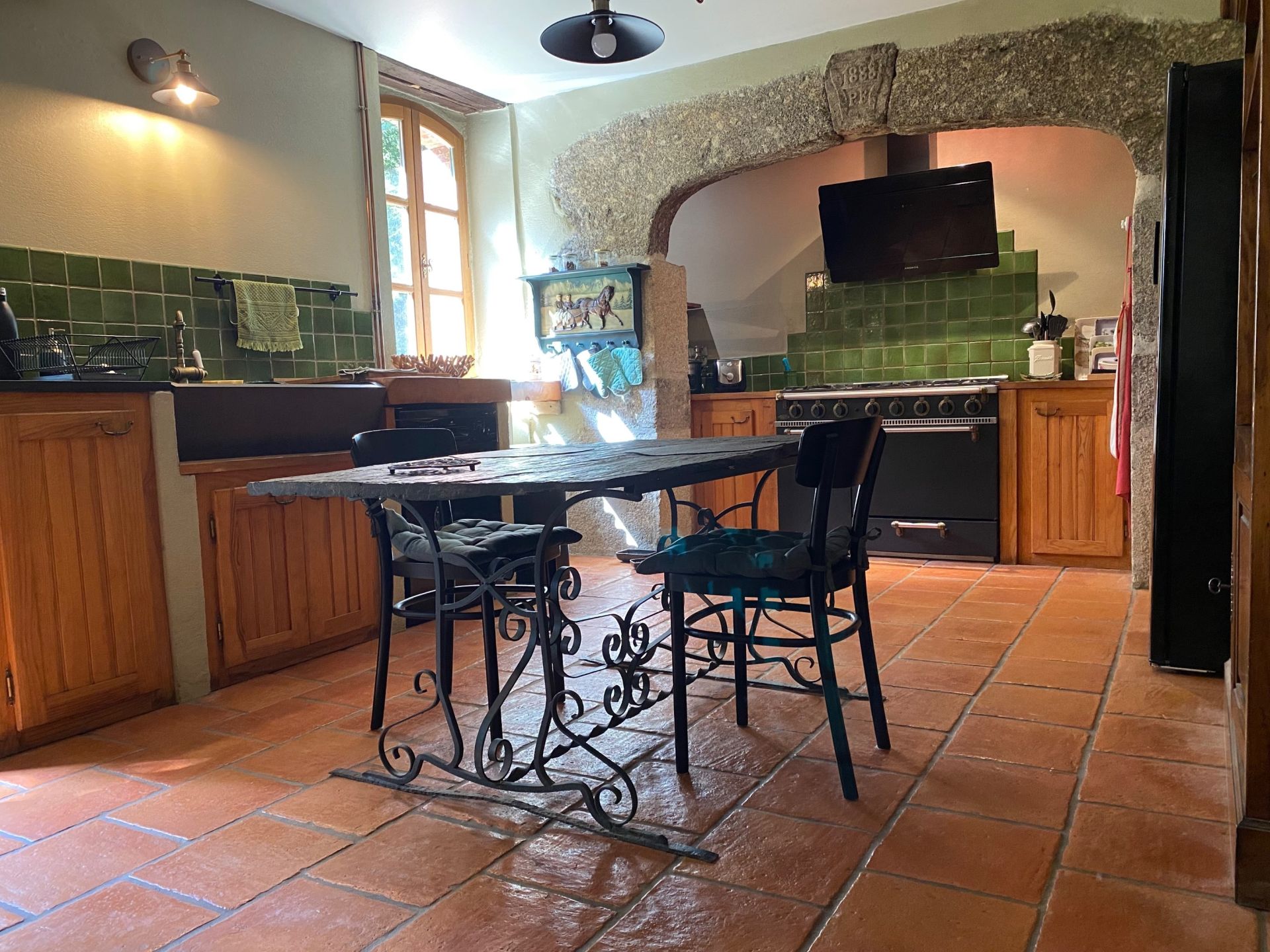 house 8 Rooms for sale on DOURGNE (81110)