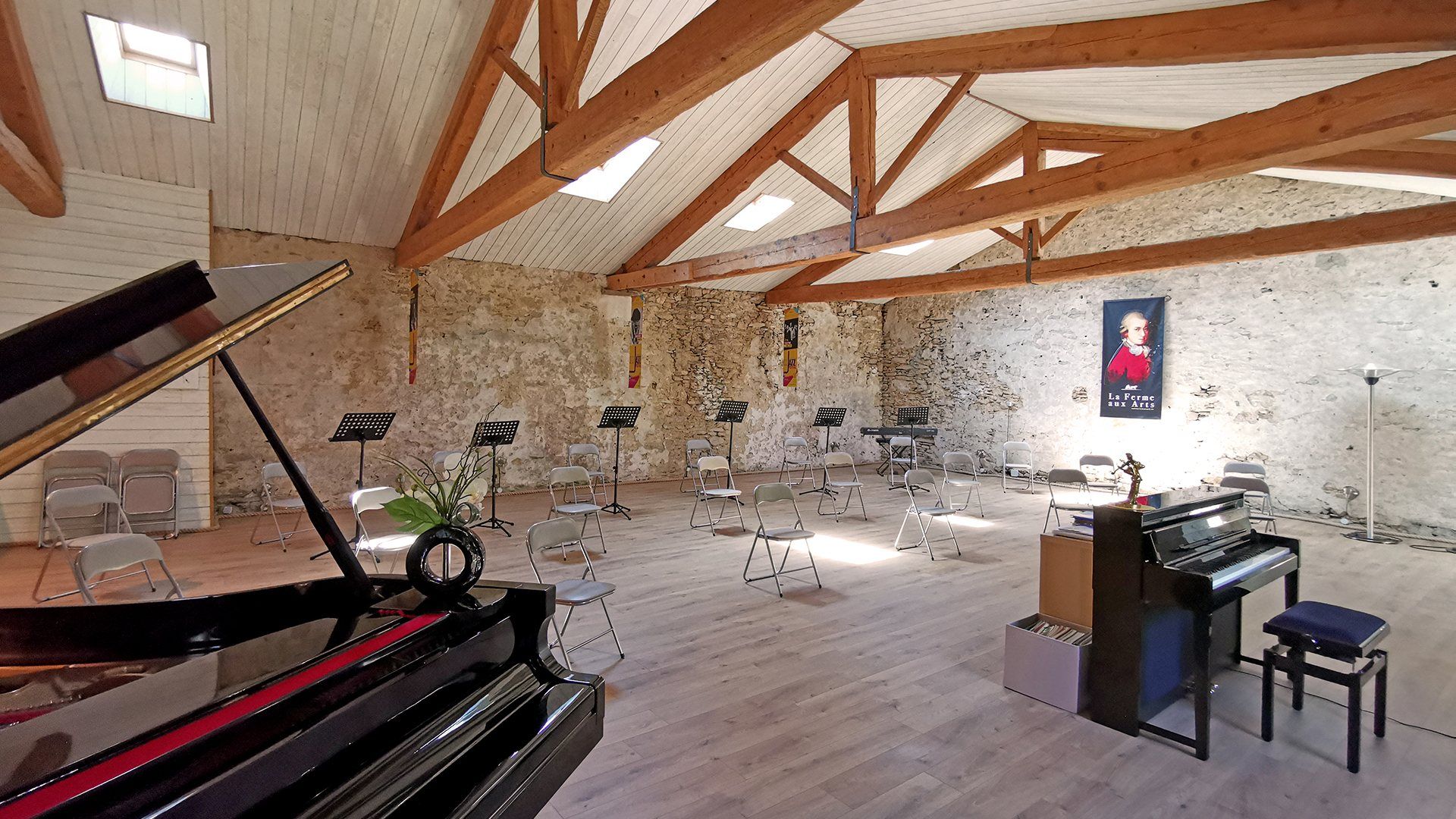 house 8 Rooms for sale on DOURGNE (81110)