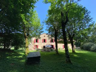 house 8 Rooms for sale on DOURGNE (81110)