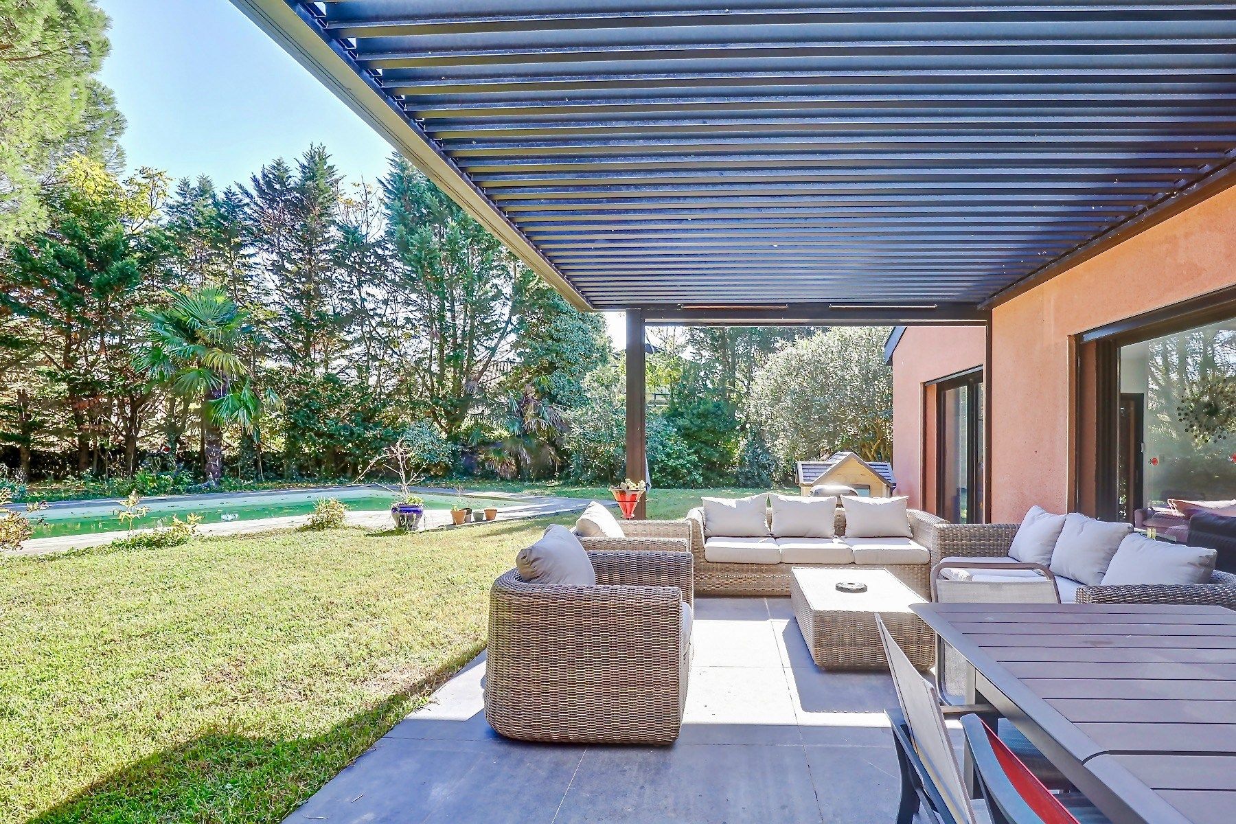 house 8 Rooms for sale on TOULOUSE (31000)