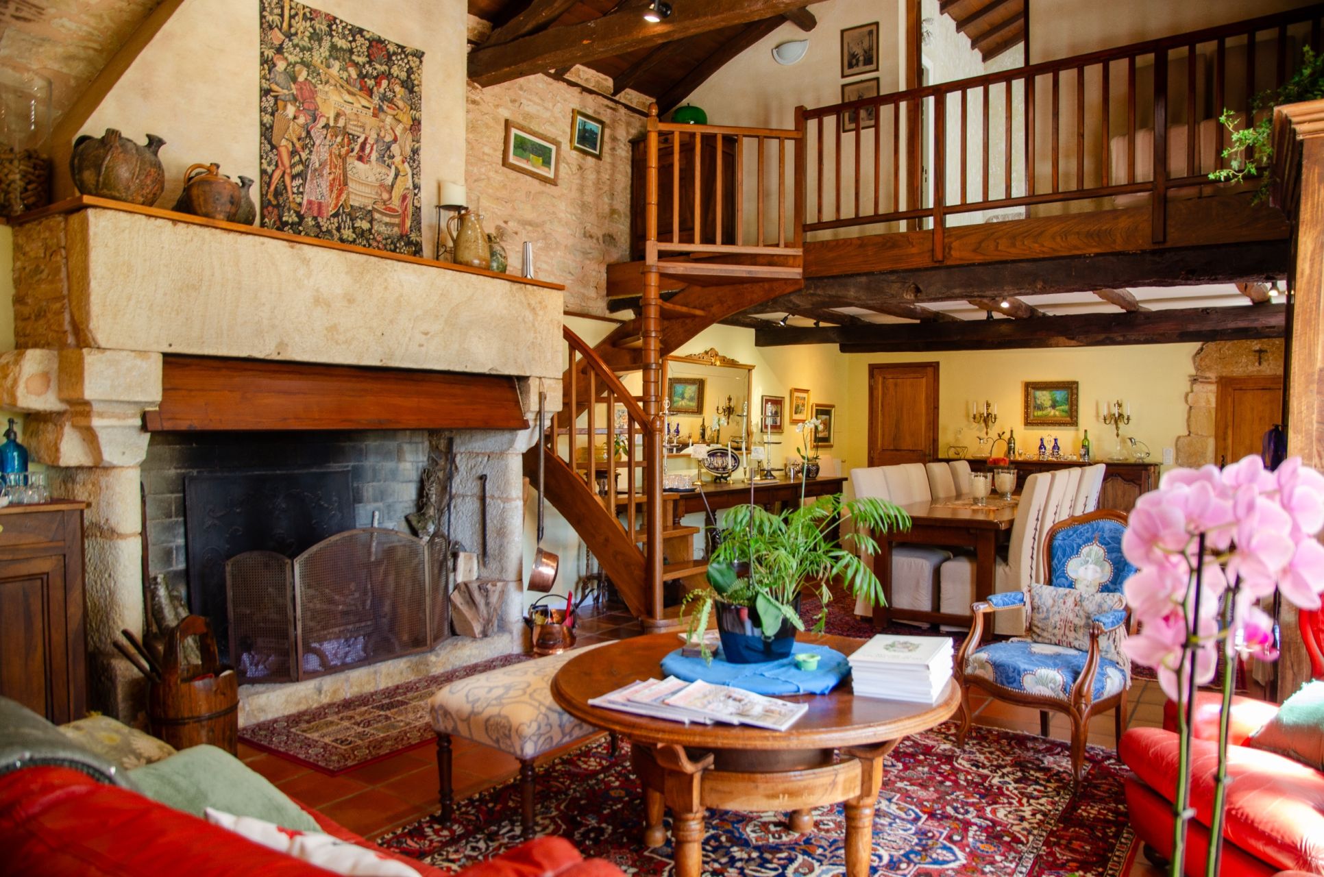 maison de maître 14 Pièces en vente sur DURAVEL (46700)