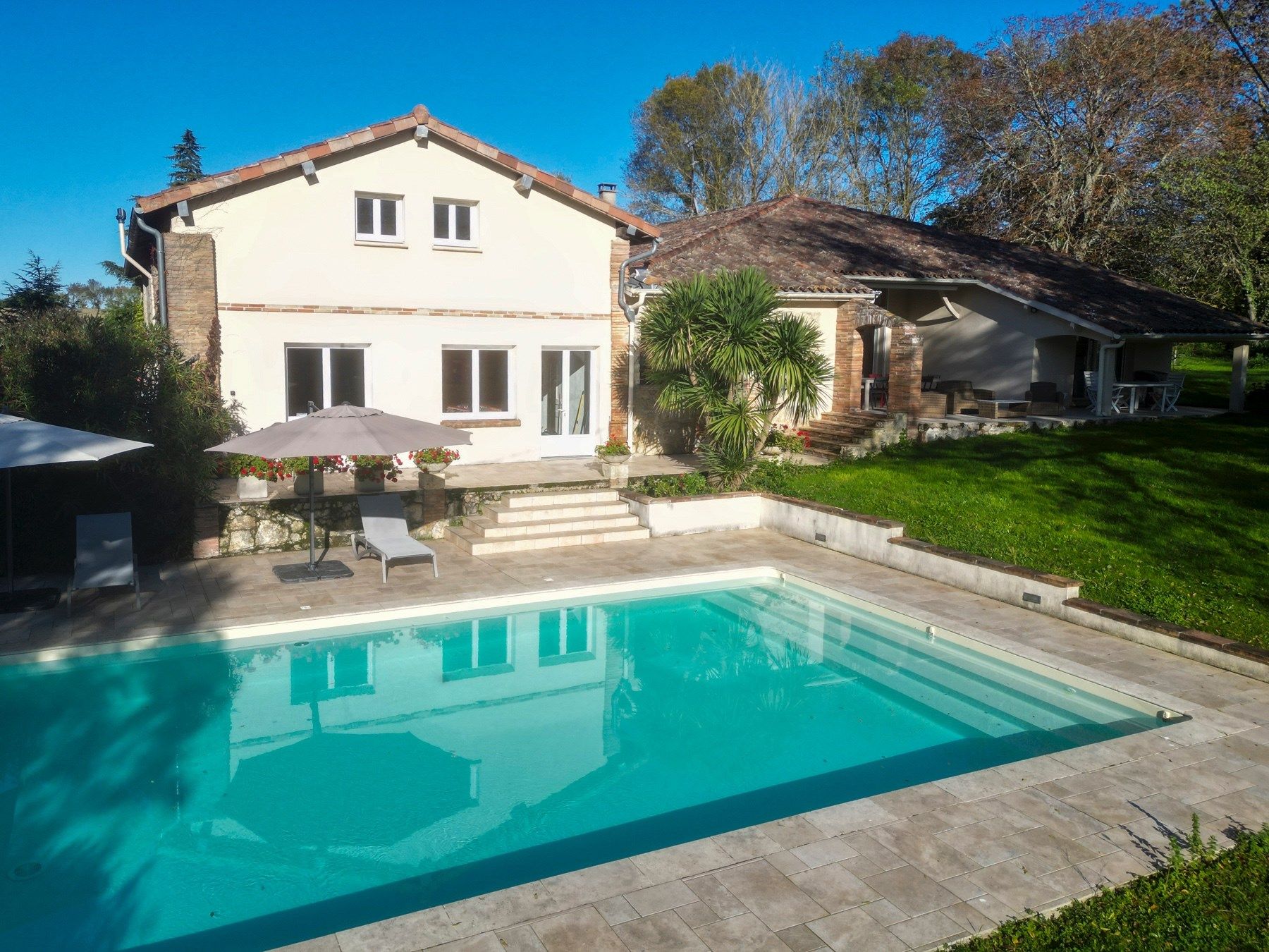 maison 7 Pièces en vente sur L ISLE JOURDAIN (32600)