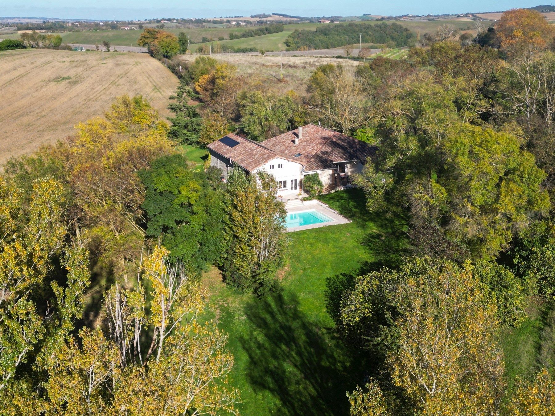 maison 7 Pièces en vente sur L ISLE JOURDAIN (32600)