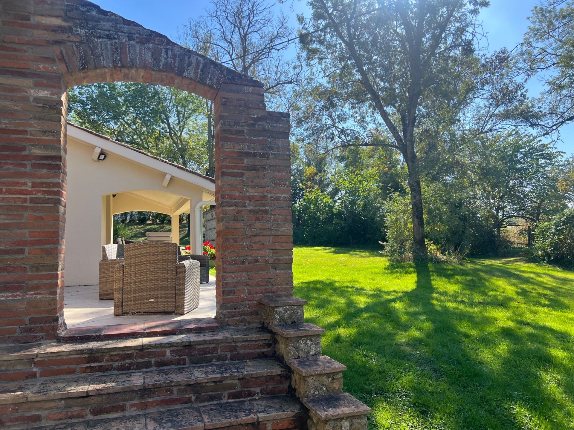 maison 7 Pièces en vente sur L ISLE JOURDAIN (32600)