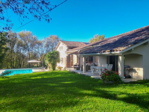 Vente Maison L'Isle-Jourdain 7&nbsp;Pièces 296&nbsp;m²